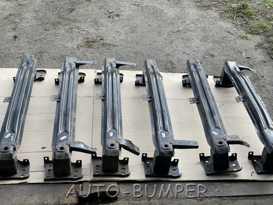 Volkswagen Tiguan 2007-2016 Усилитель переднего бампера 5N0807109F, 5N0807109